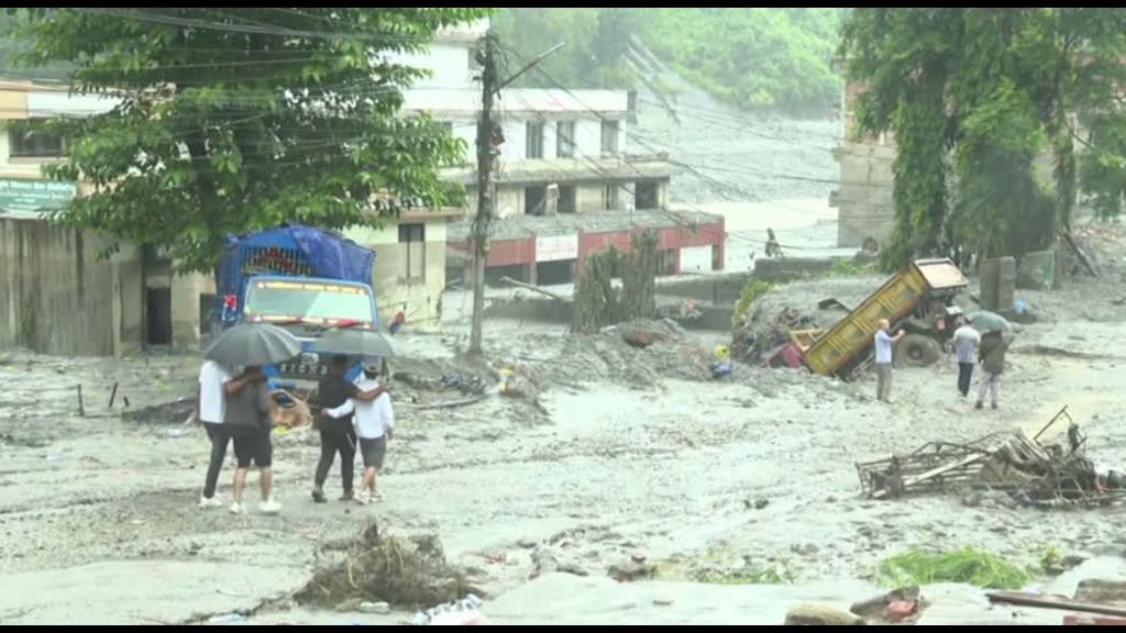 alluvione-nepal-tibet,-oltre-633-morti-e-quasi-3.000-dispersi