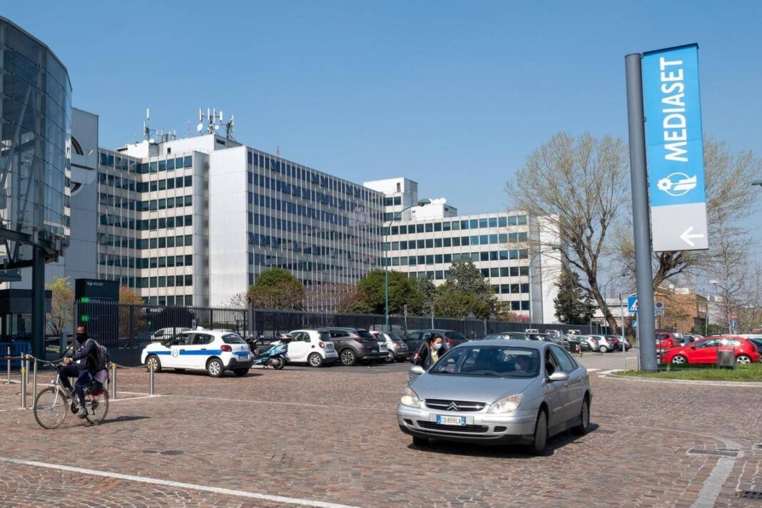 milano,-27enne-precipita-da-palazzina-mediaset-a-cologno-monzese:-e-gravissima